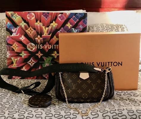 louis vuitton multi pochette falsa|used louis vuitton pochette.